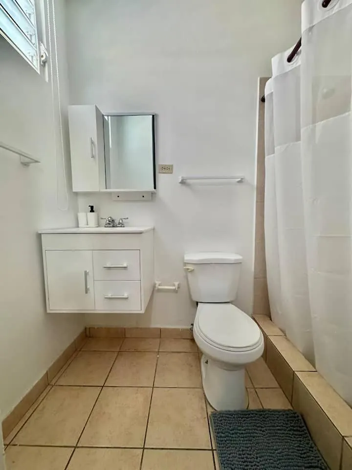 R10 Guest House San Juan Aparthotel